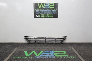 Hyundai Elantra 2012-2013 Lower Grill