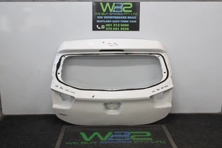 Kia Rio 2013-2017 White Tailgate