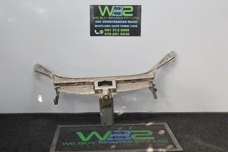 Renault Sandero 2015 Front Panel