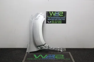 Renault Duster 2020 Silver Right Side Fender