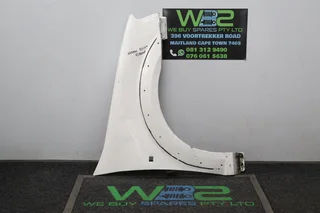 Nissan NP200 2019 White Right Side Fender