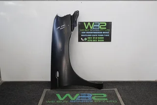 Nissan NP300  Right Side Fender Black