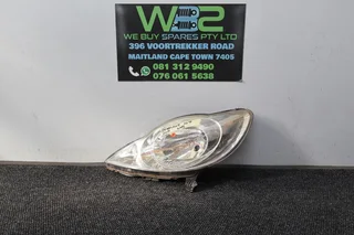Peugeot 107 2011 Left Side Headlight