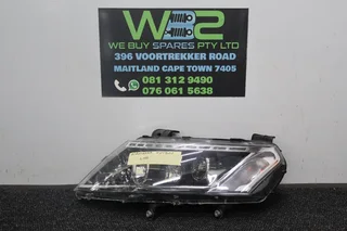 Mahindra Xuv 500 Left Side  Headlight