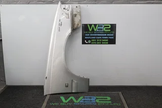 Volvo V70   1998 Right Side Fender