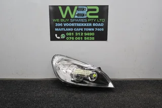 Volvo XC60  2008-2013 Right Side Headlight