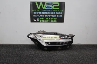 Volvo XC90   2019&#43; Right Side Headlight