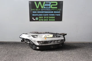 Volvo  XC90 2020 Right Side Headlight