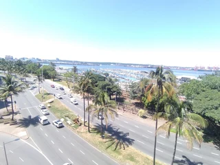 Reduced - Stunning Harbour Facing 1 Bedroom Unit for Sale