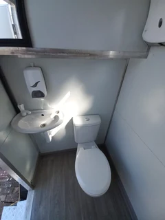 Mack Loo Mobile Trailer Manufacture