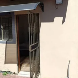  Modern &amp; Spacious Room for Rent – Ideal for 2 People 