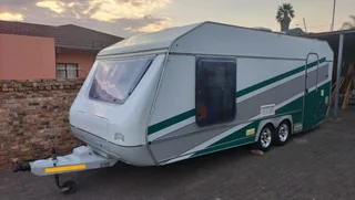 Jurgens Exclusive 1999 Caravan