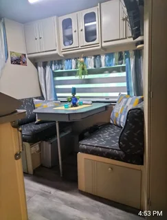 Jurgens Exclusive 1999 Caravan