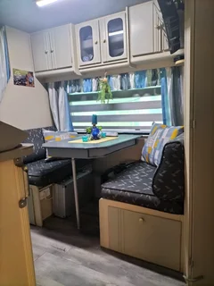 Jurgens Exclusive 1999 Caravan