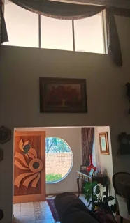 Spacious 10-Bedroom House (Mansion) in Montana Park for sale