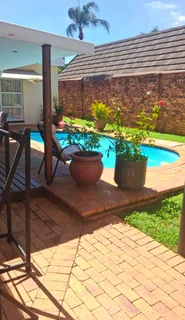 Spacious 10-Bedroom House (Mansion) in Montana Park for sale