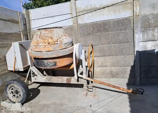 Concrete machine (400L)