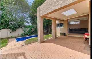 Room to rent in lovely shared house in Greymont hills