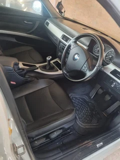 Bmw E90 320i available for stripping