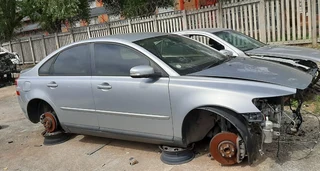 2004/2005 Volvo S40 - Now Stripping For Spares - City Reef Auto Spares