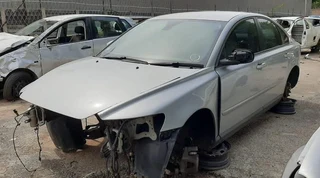 2004/2005 Volvo S40 - Now Stripping For Spares - City Reef Auto Spares