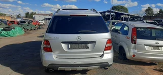 Mercedes ML350 2005 now stripping for spares