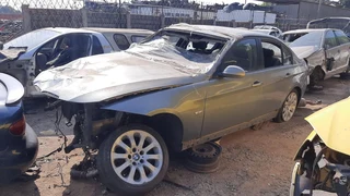 2006 BMW 320D - Now Stripping For Spares - City Reef Auto Spares