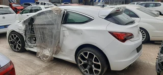 Ople Astra OPC 2.0T 2015 now available for stripping!!!