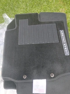 Toyota urban cruiser carpets