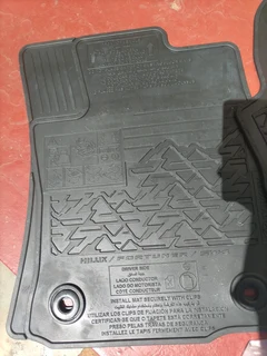 Toyota hilux single cap carpets