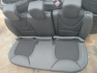 Renault clio iv leather seats