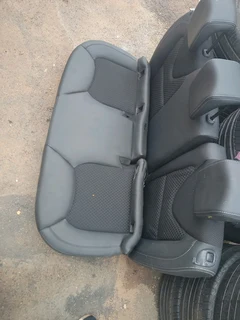 Renault clio iv leather seats