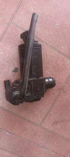 Toyota avanza 3  wiper tank motor