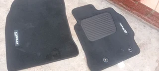 Toyota  corolla quest carpets