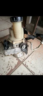 Nissan Np200 power steering pump