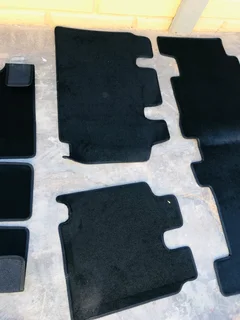 Isuzu mux new carpets