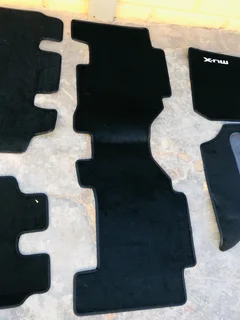 Isuzu mux new carpets