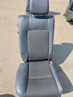 Chevrolet Captiva leather seats