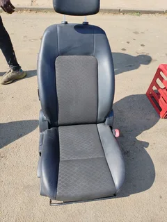 Chevrolet Captiva leather seats