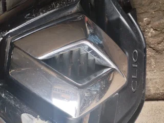 Renault Clio Iv main grill