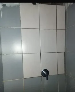 Specious studio flat to ren