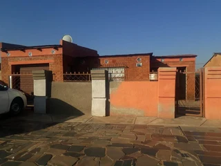 TWO BEDROOM HOUSE WITH OUTSIDE ROOM  FOR SALE!!!!!