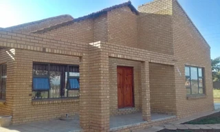 3 Bedroom house for sale in henly on klip