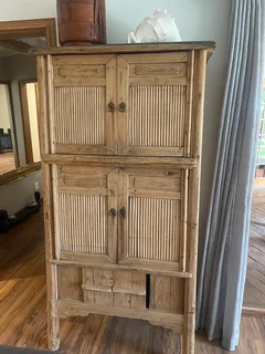 Bamboo tajin cabinet