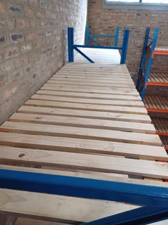 SOLID &amp; SLATTED DECKING BOTH NEW &amp; SECOND HAND