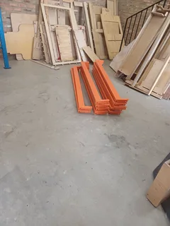 BUYERS OF SECOND HAND SHELVING