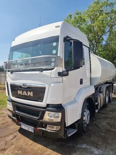 2018 model MAN 18000 litres water tanker