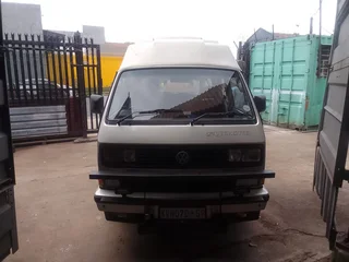 1990 Volkswagen Caravelle 2.5 Syncro 4x4 Camper