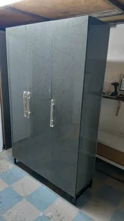 High gloss wardrobe