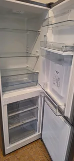 HISENSE 222L FRIDGE FREEZER WATER  DISPENSER